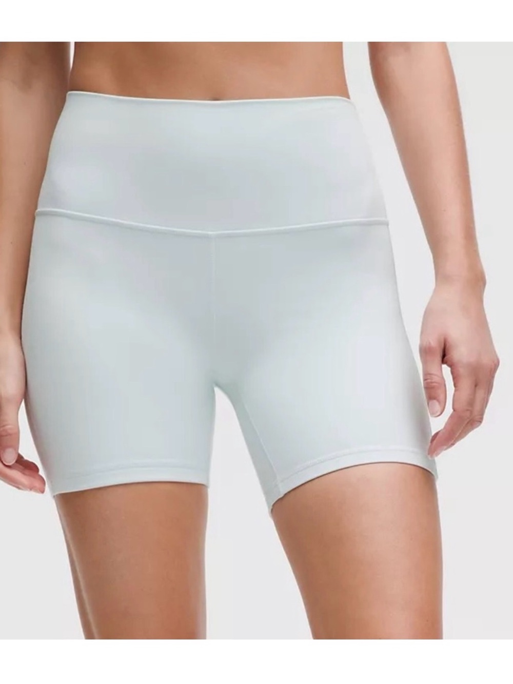 NEW WITHOUT TAGS. Lululemon Align High-Rise Shorts 6” Size 6 Mint Breeze